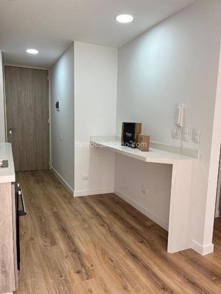 Apartamento en La Esperanza Norte, Salitre