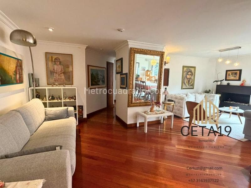 Apartamento en Santa Barbara Occidental, Usaquén