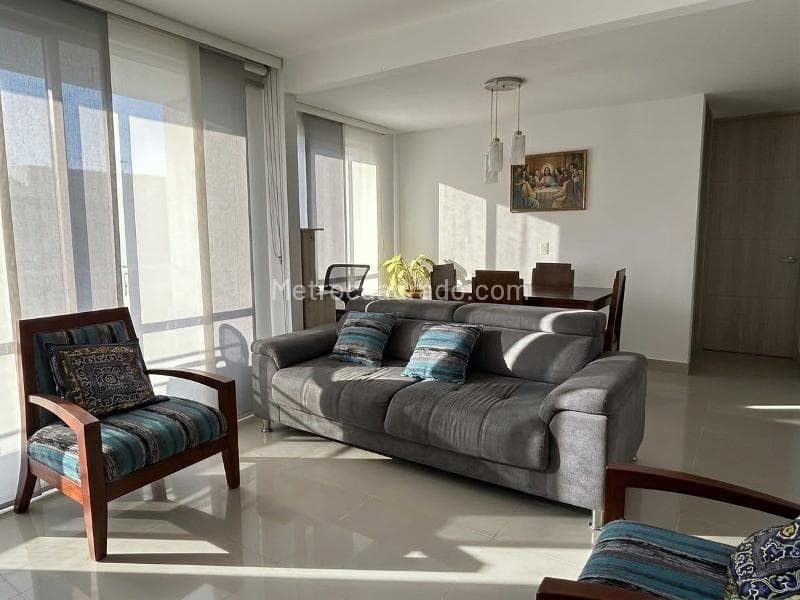 Apartamento en Comuna 02