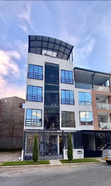 Casa en Comuna 16