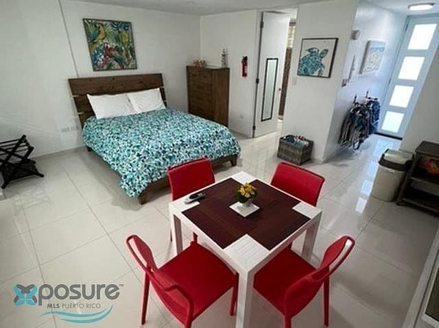 11 Calle Lirio, Cangrejo Arriba, Carolina, 00979