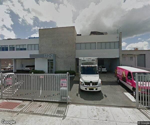 Urbanización Extension Reparto Metropolitano, 122 Avenida de Diego, Gobernador Piñero, San Juan, 00921