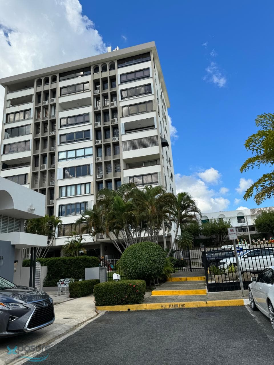 Cond. Garden Hills Tower