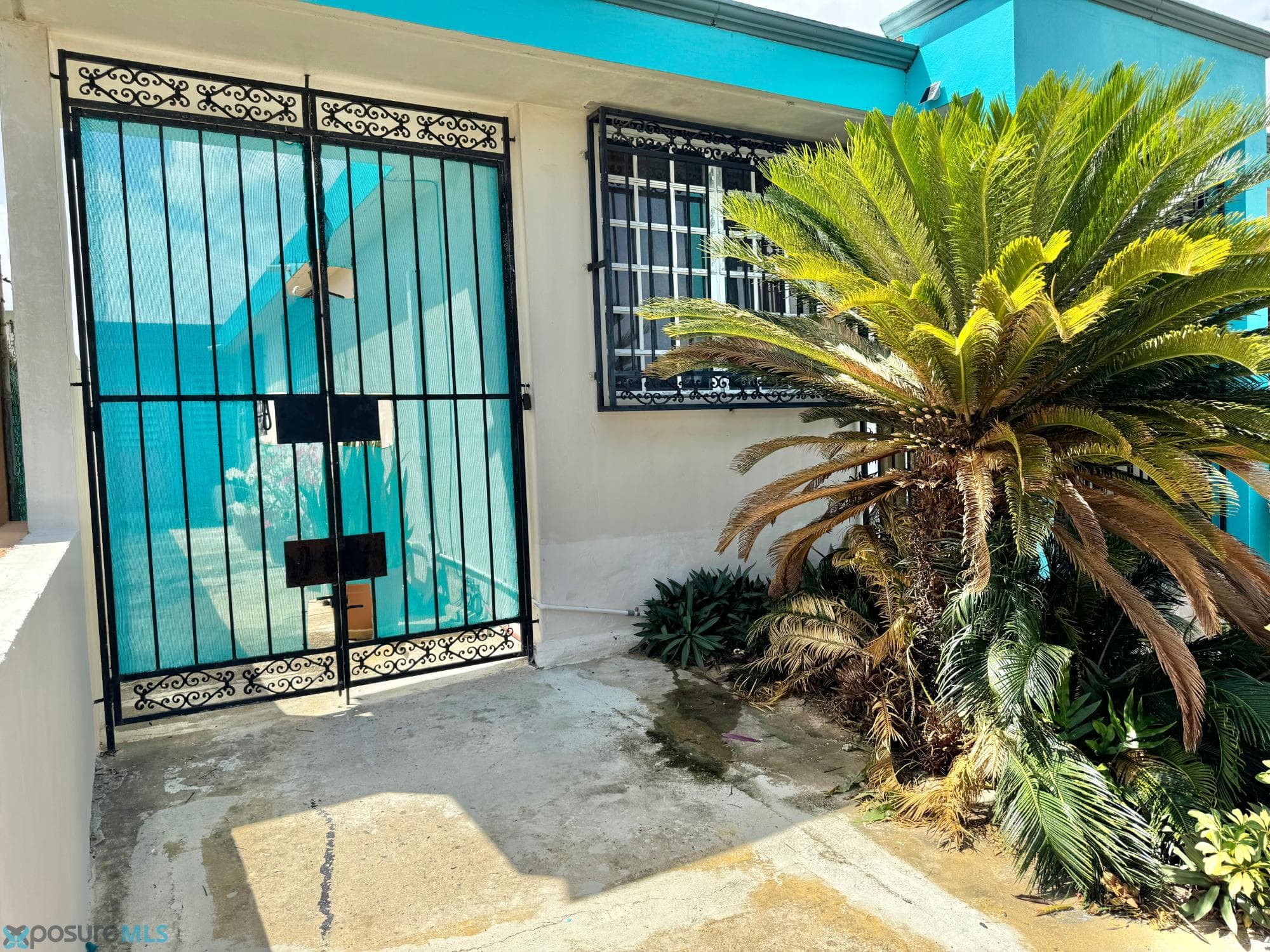 Charming newly remodeled apartment