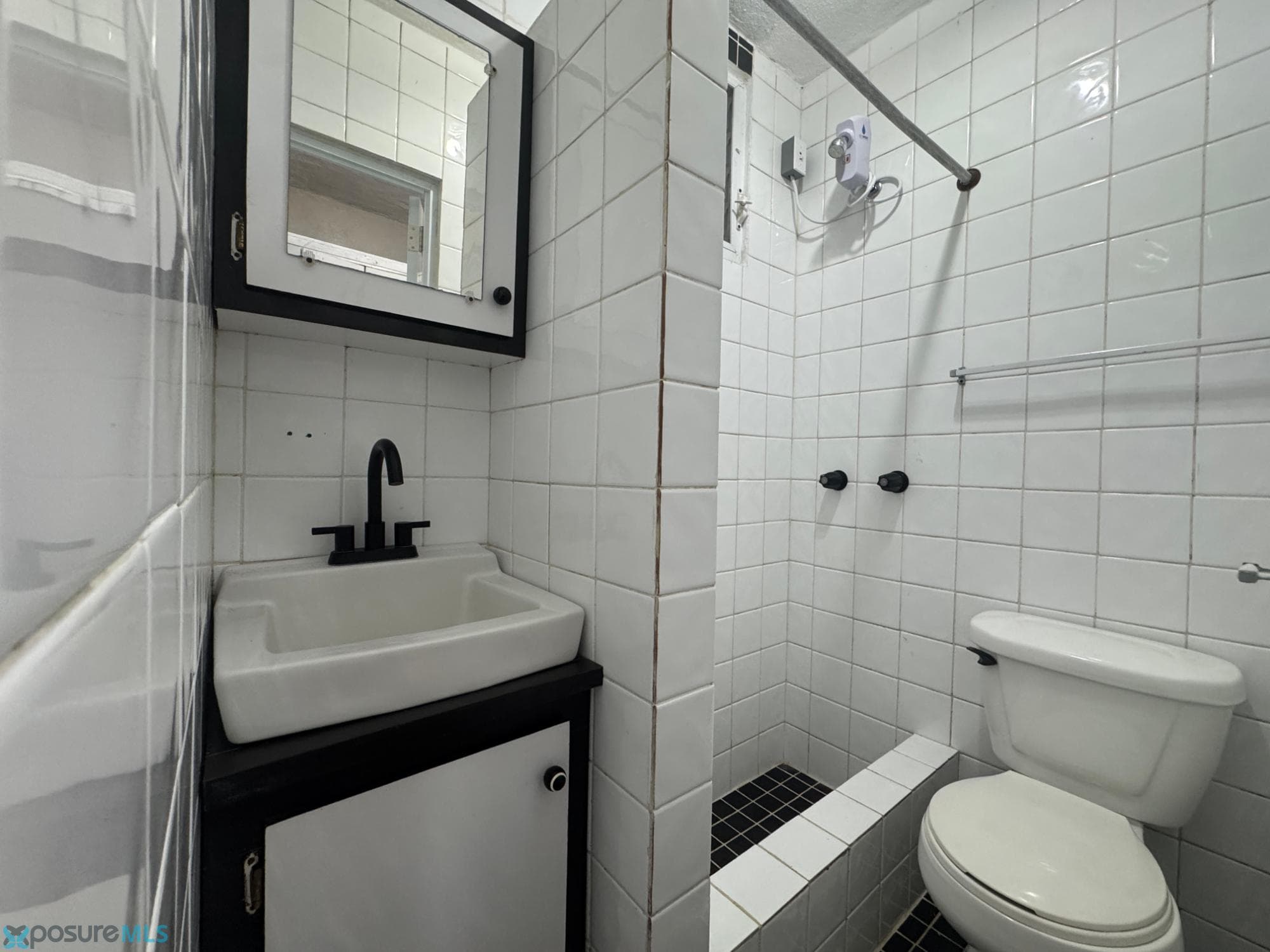 Charming newly remodeled apartment