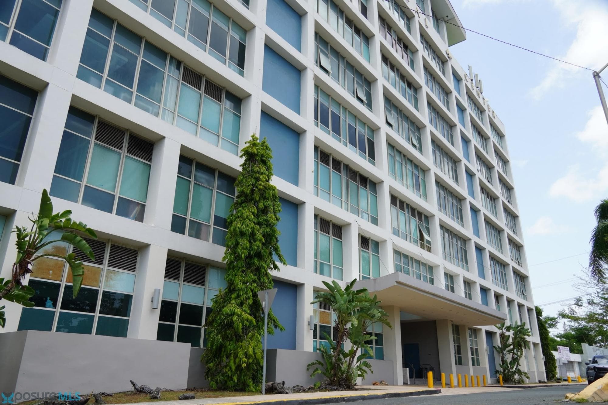 Metro Medical Condominium, Office in Bayamón