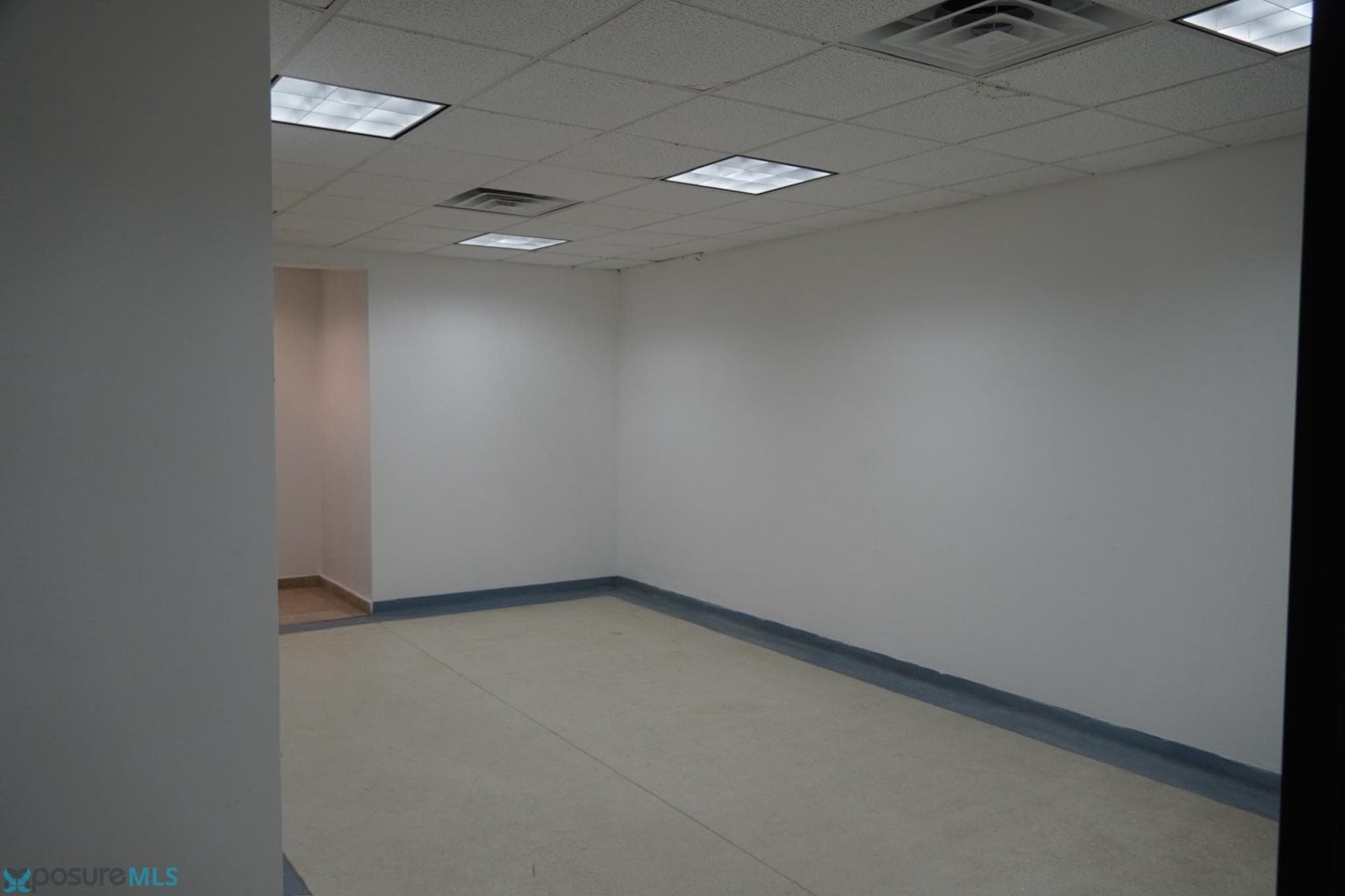 Metro Medical Condominium, Office in Bayamón