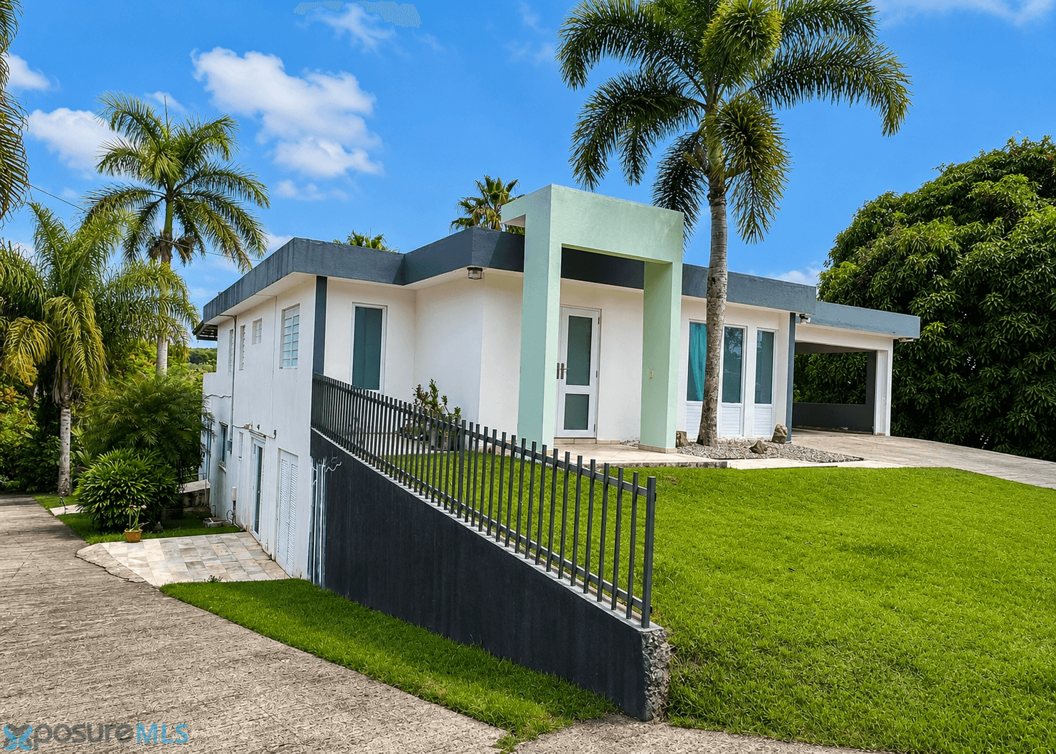 Bo Bayamon Solar 2, Cidra, PR