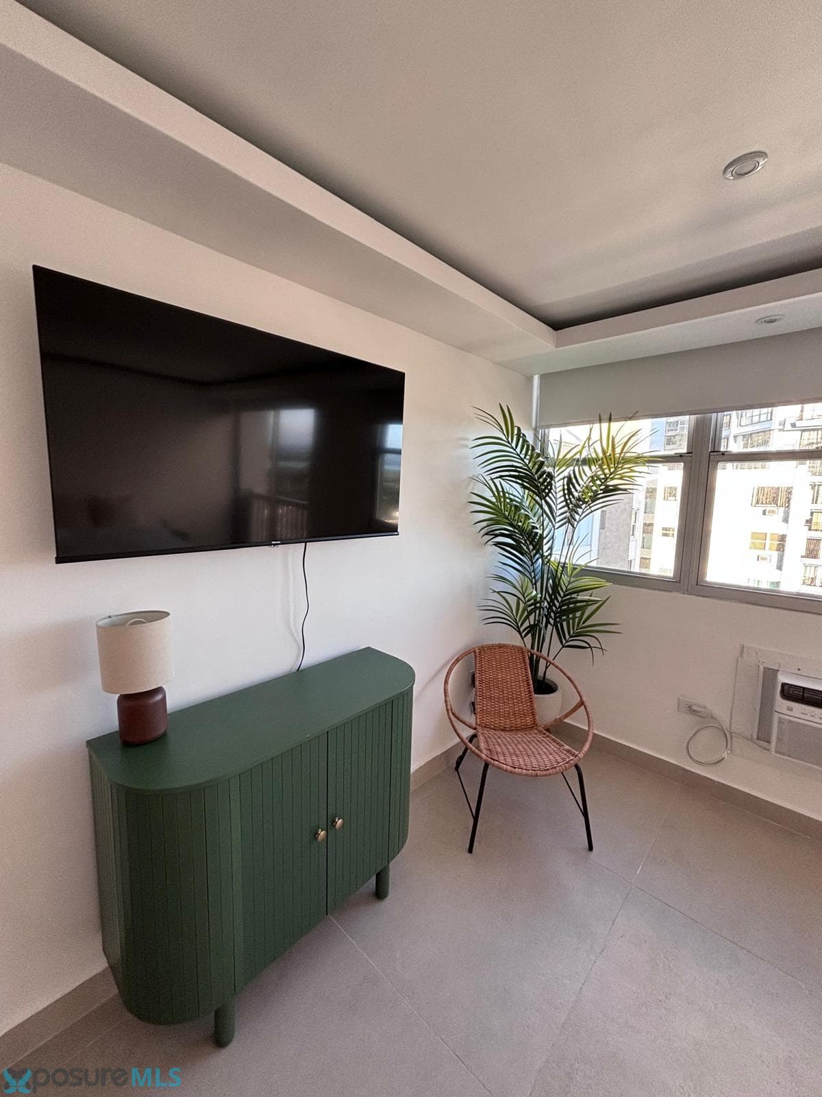 Beachfront studio apartment @ Golden Beach