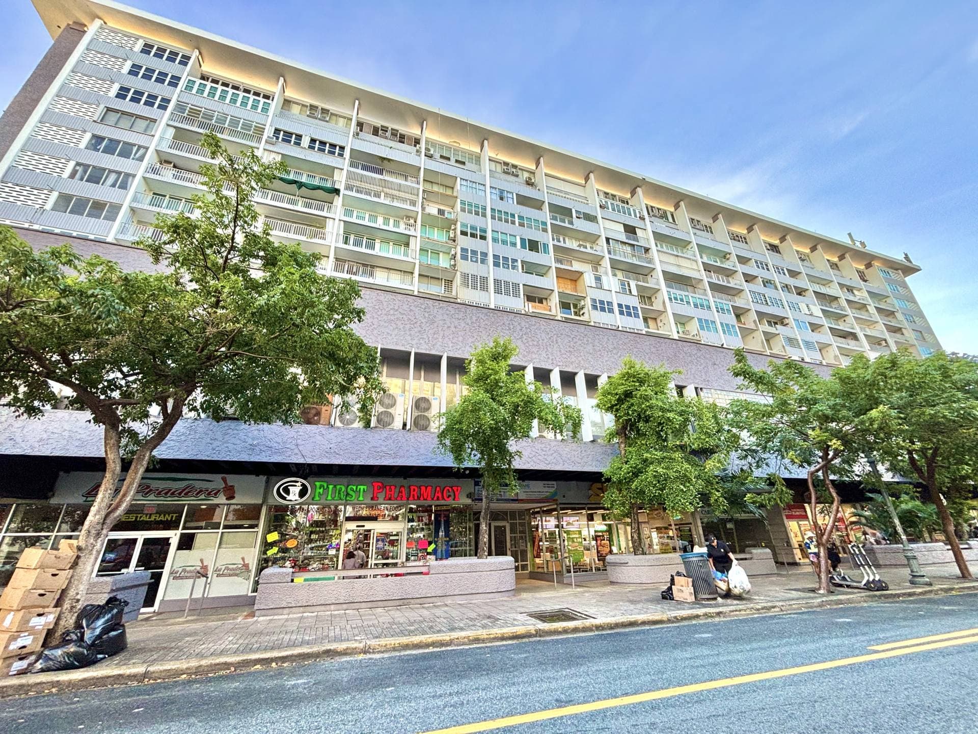 Condominio Ponce de León, 1612 Avenida Juan Ponce de Leon, Santurce, San Juan, 00909