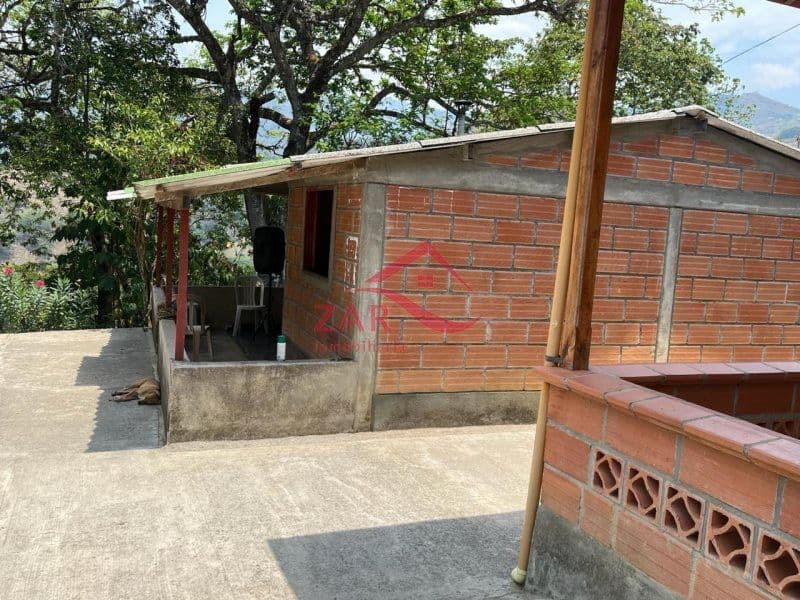 Calle 20 # 17-25