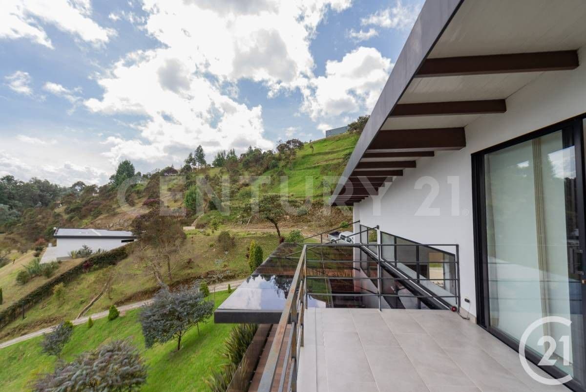 Envigado Sector la Catedral #casa # 3 Lote 10 la Catedral Vereda la Miel