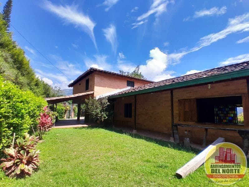 0792002000000800057000000000 Lote 5a Paraje Corriente