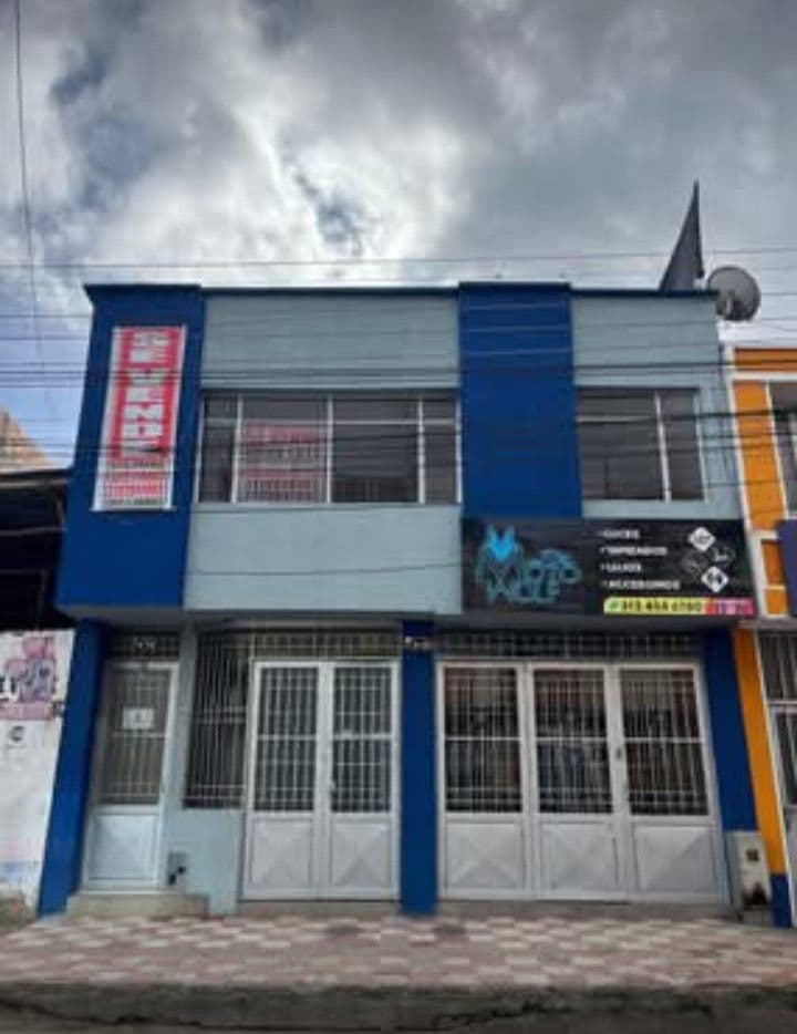 Calle 9a # 9