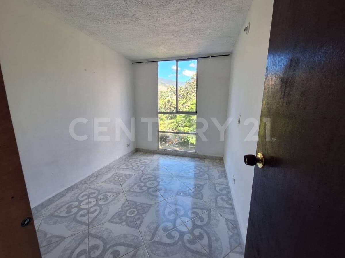 Calle 51 # 33-46