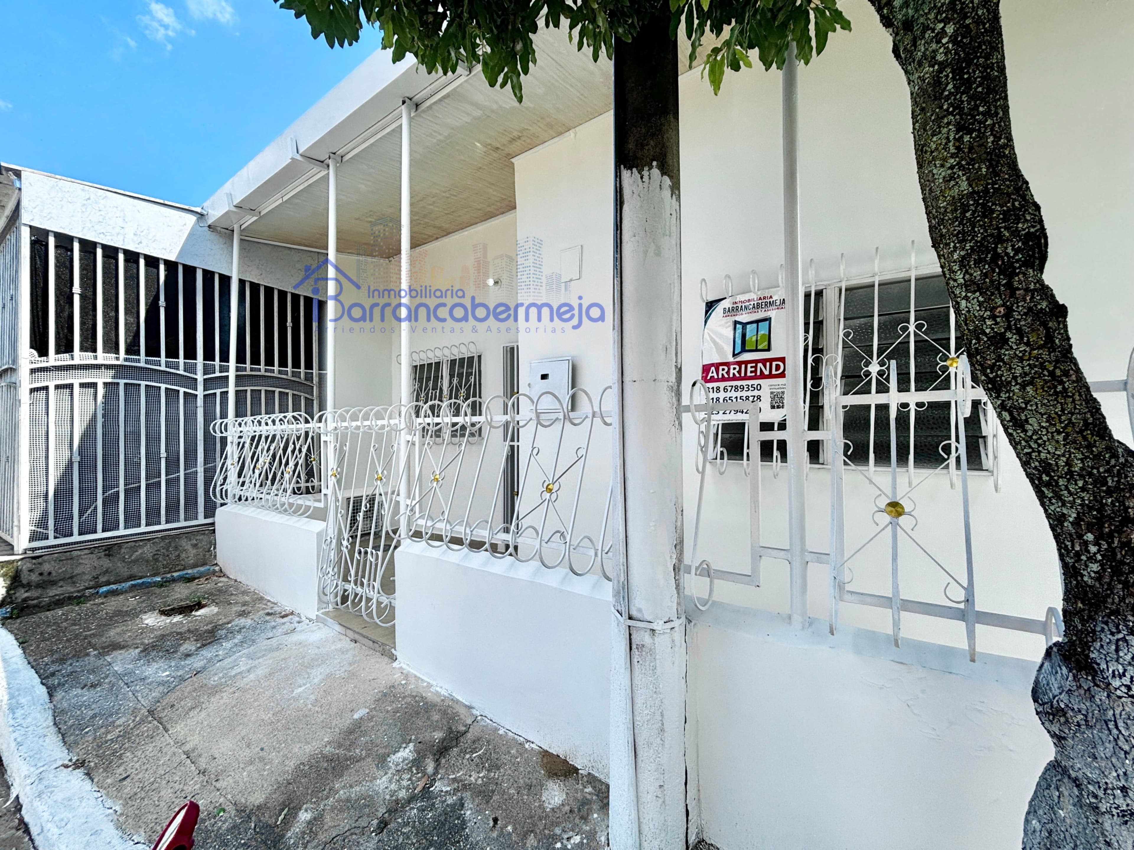 Calle 52c # 34c-11
