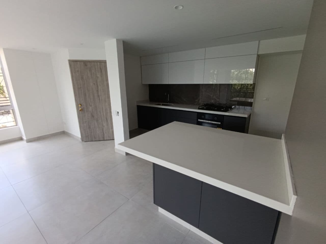 Calle 18a Norte # 15-75
