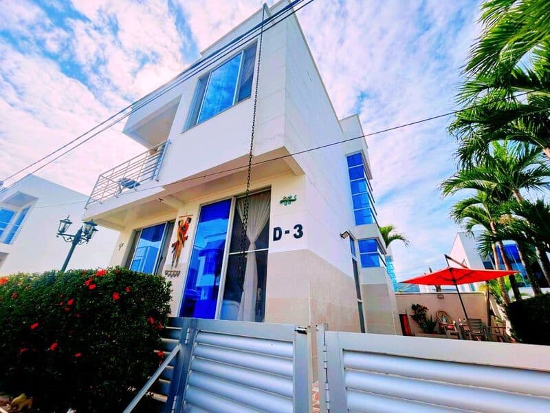 Calle 4 # 10-320