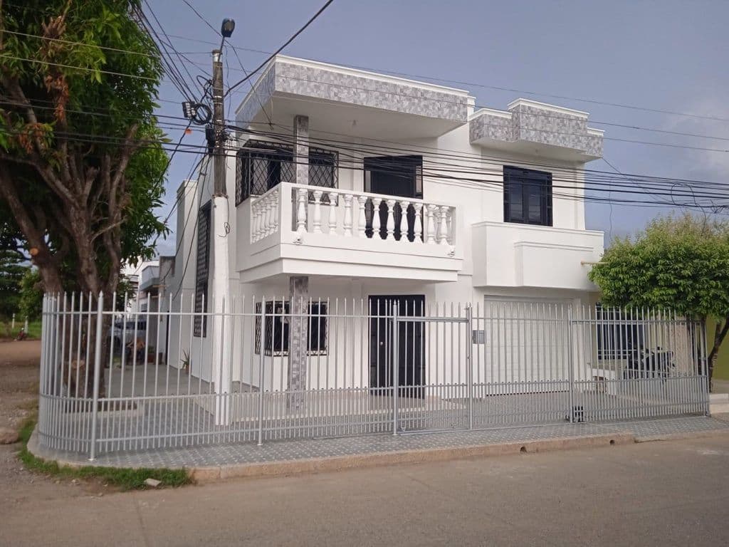 Calle 10 # 9a-55