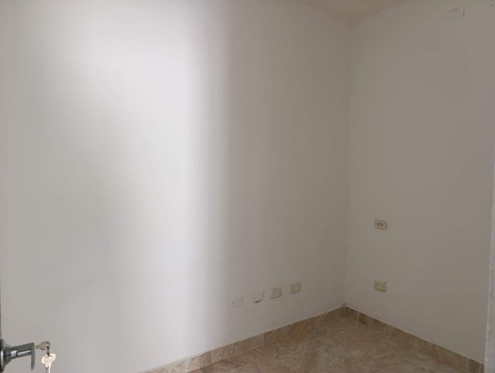 Calle 13a # 15-40y