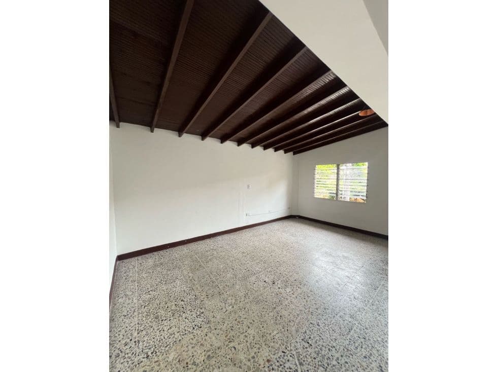 Calle 51b # 81a-50