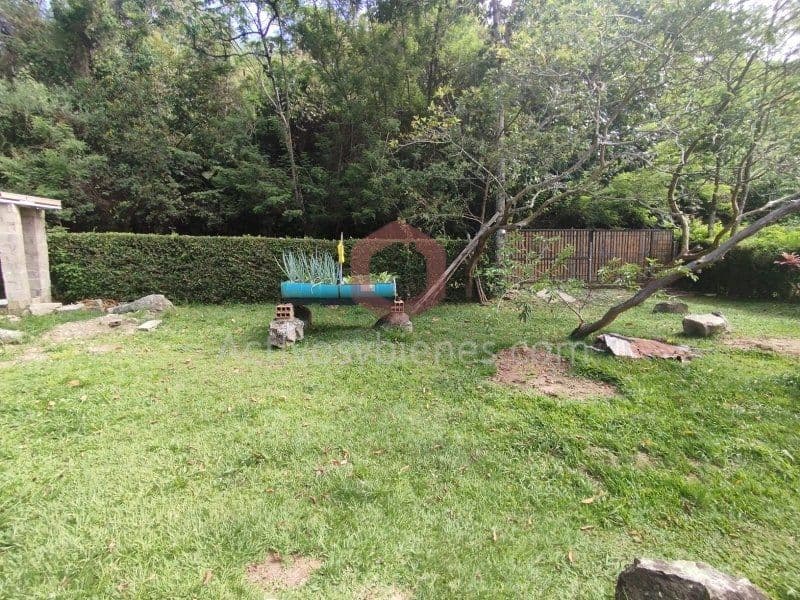 Casa Finca la Gorobeta en el 2 . Cisneros