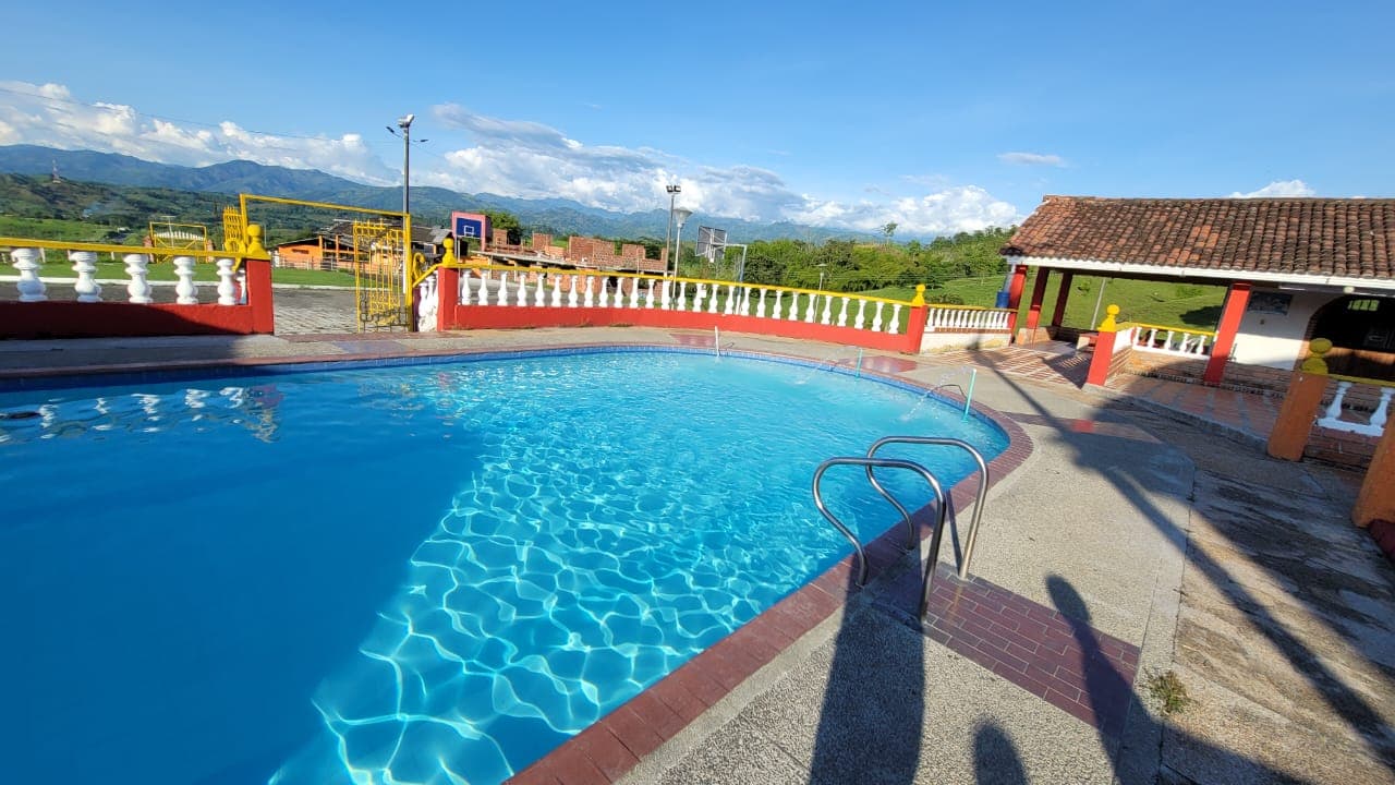 Casa Campestre en Arriendo en Neira