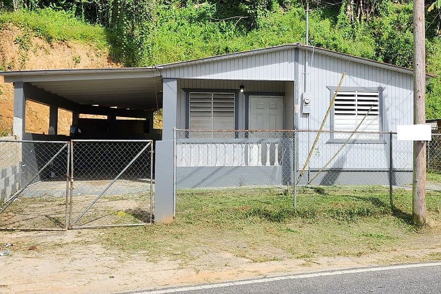 Bo. Juan Gonzalez, Farm in Adjuntas