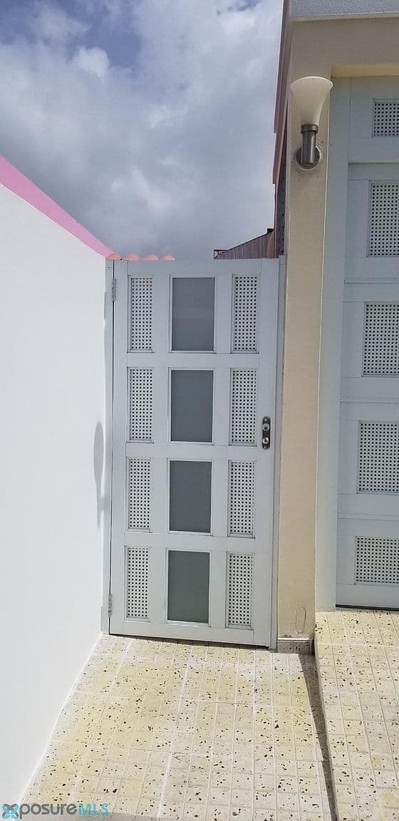 1 BEDROOM, 1 BATHROOM APARTMENT FOR RENT - LEVITTOWN, PUERTO RICO - $900 MONTHLY