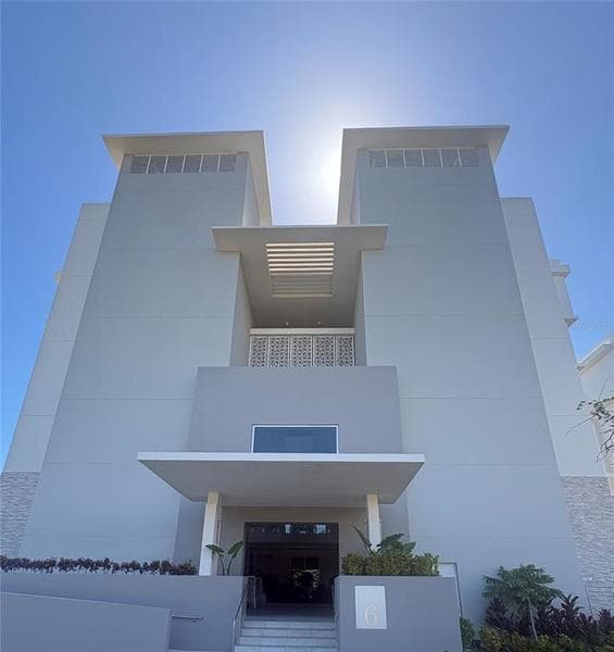 Ocean Drive FOUR SEASONS PRIVATE RESIDENCES UNIT 6302