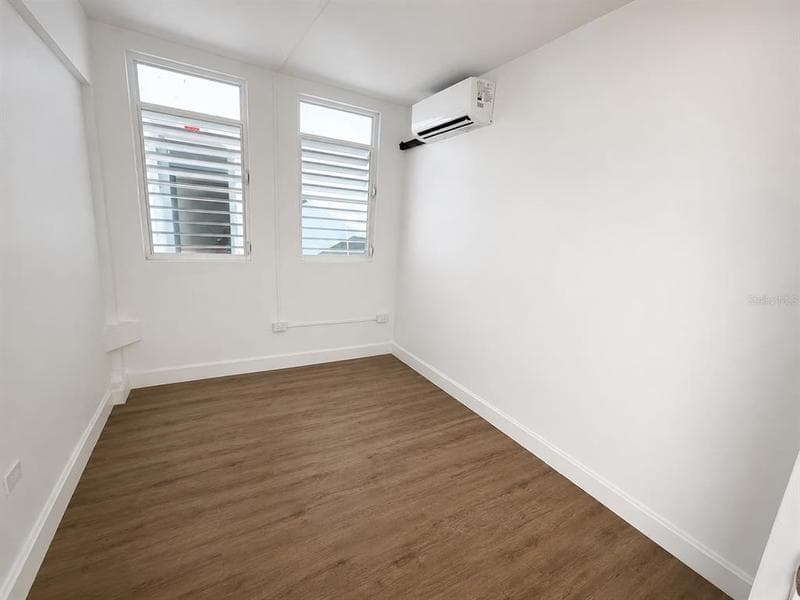 2844 ROOSEVELT UNIT 302
